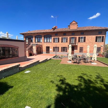 Cascina La Badia Bed & Breakfast Montegrosso d'Asti Luaran gambar