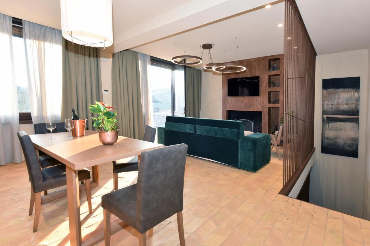 Cascina La Badia Bed & Breakfast Montegrosso d'Asti Luaran gambar