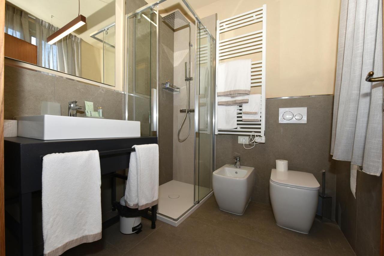 Cascina La Badia Bed & Breakfast Montegrosso d'Asti Luaran gambar
