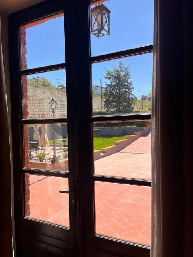 Cascina La Badia Bed & Breakfast Montegrosso d'Asti Bilik gambar