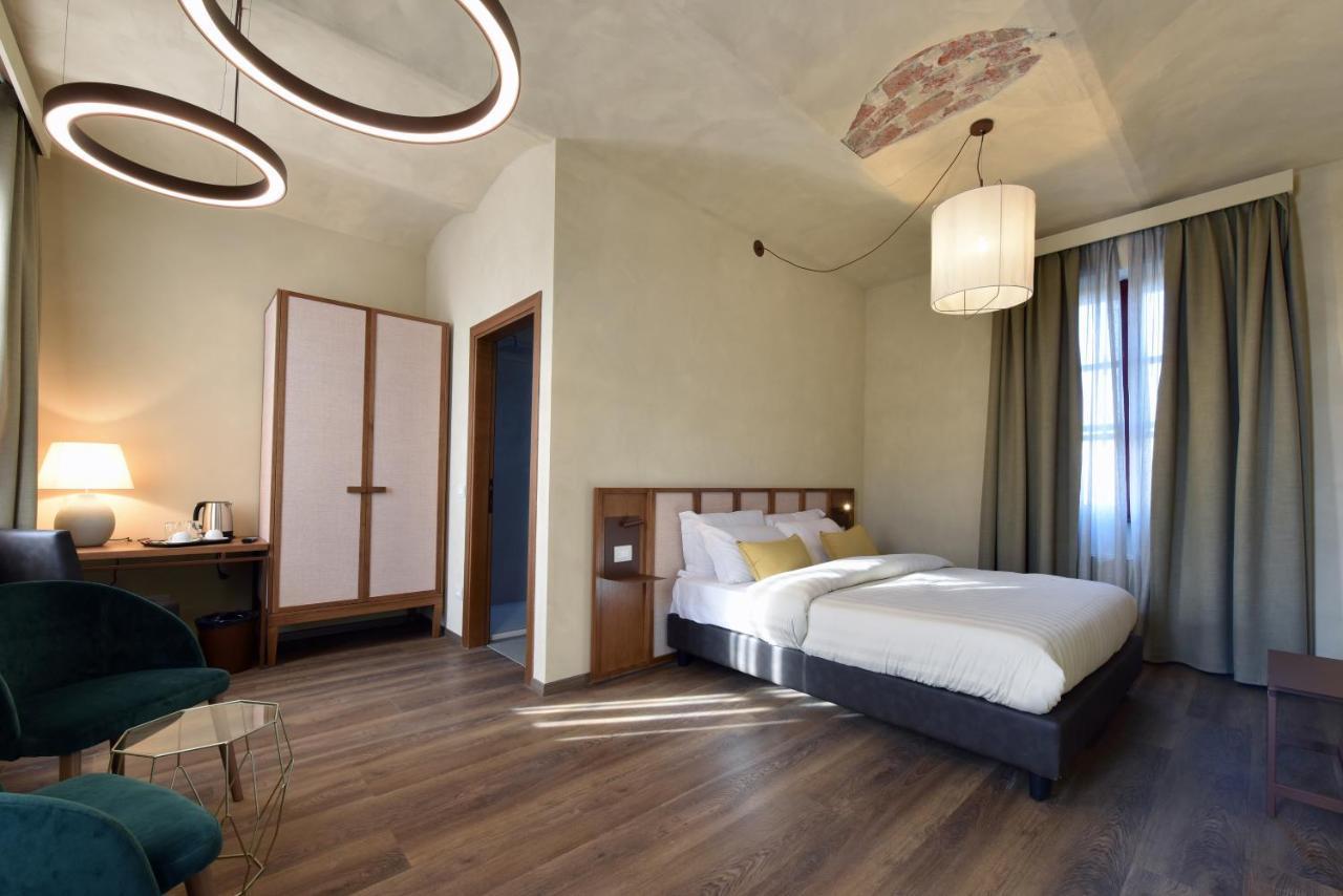 Cascina La Badia Bed & Breakfast Montegrosso d'Asti Luaran gambar